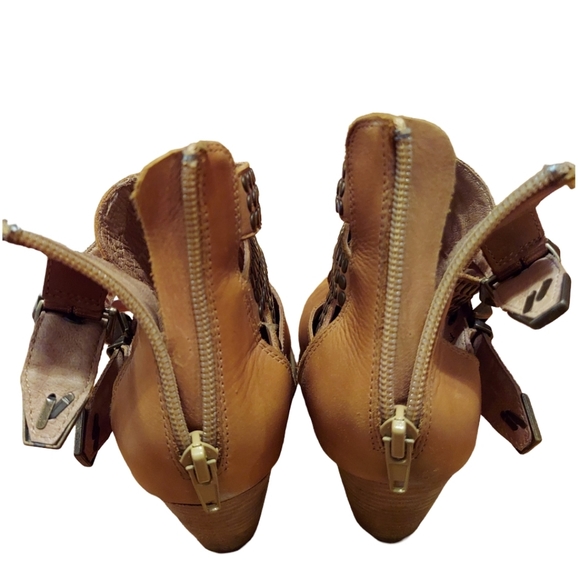 Jeffrey Campbell Leather Ibiza Last Watson Ankle Booties - Picture 11 of 16